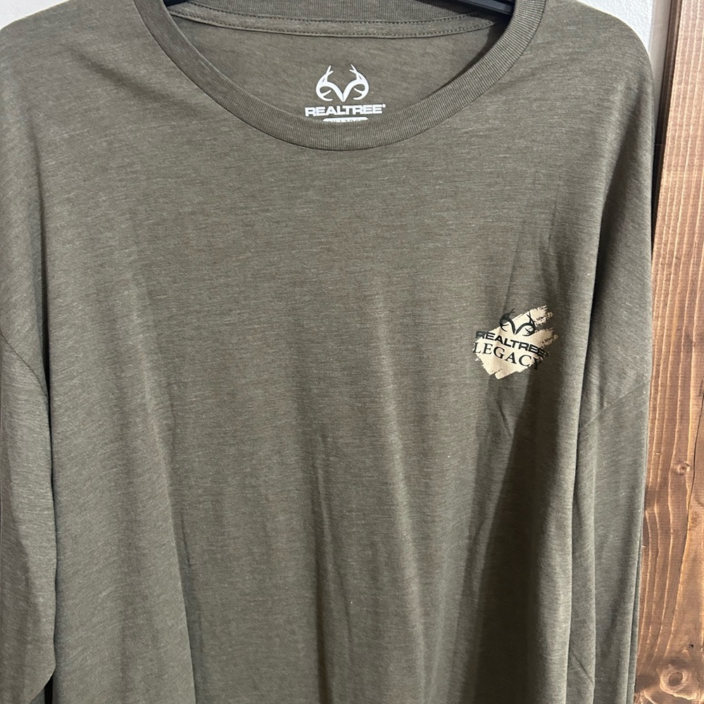 Realtree Men's Long Sleeve Shirt in Olive